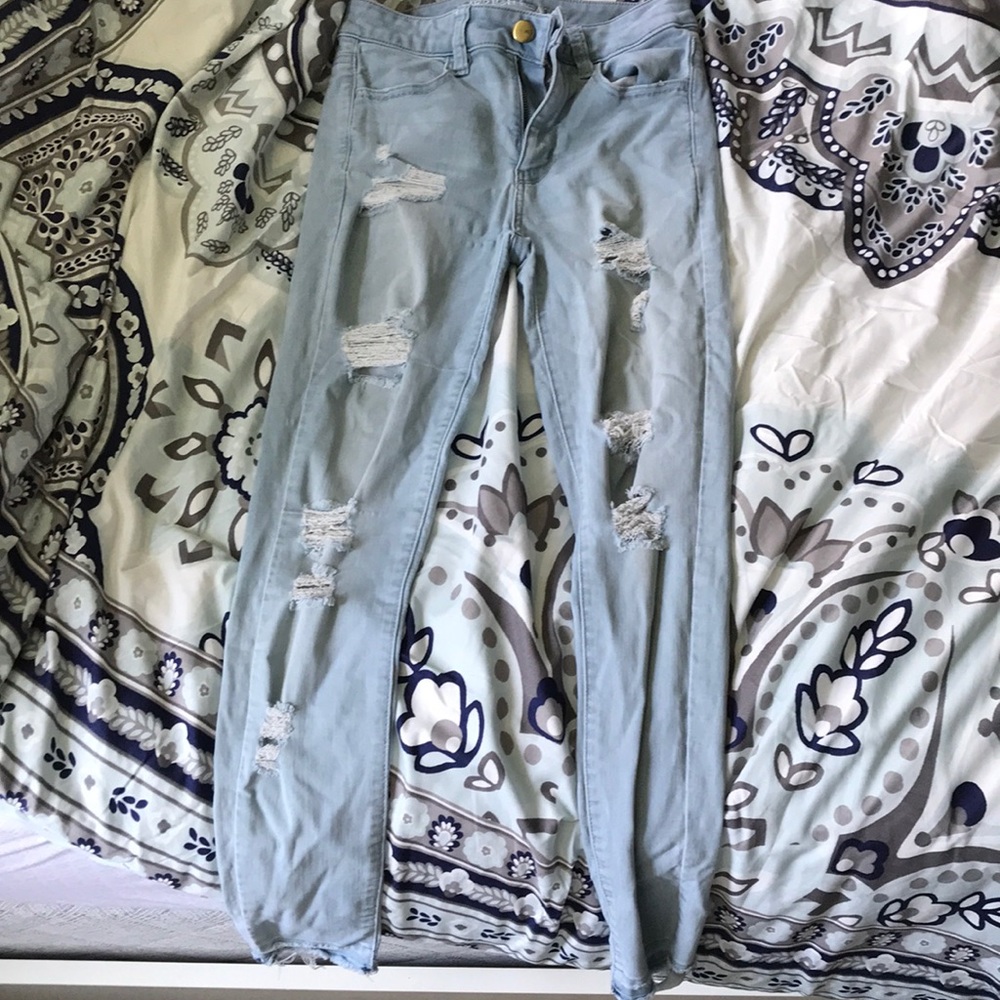Light wash ripped jeans
